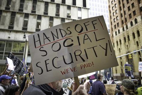 Trump Retreats From 100% Social Security Clawback After Public Backlash